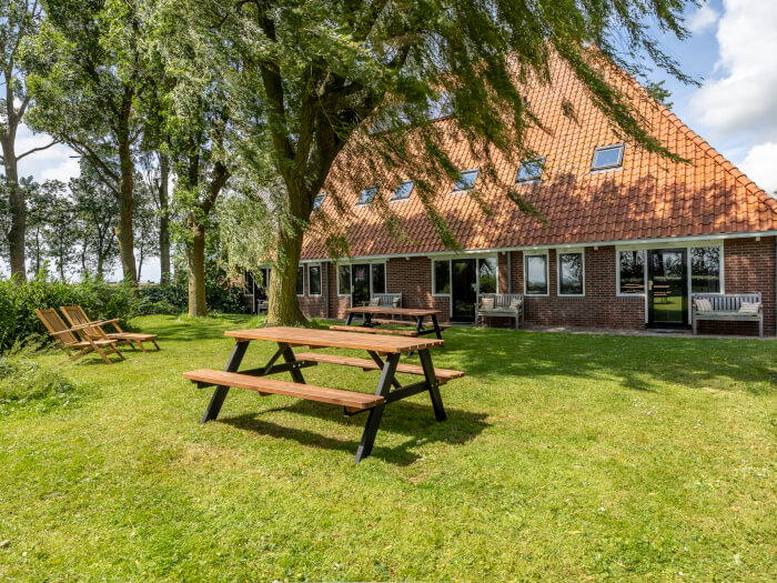 Vakantiehuis in Hindeloopen (Friesland) voor 23 personen met 9 slaapkamers, foto 1