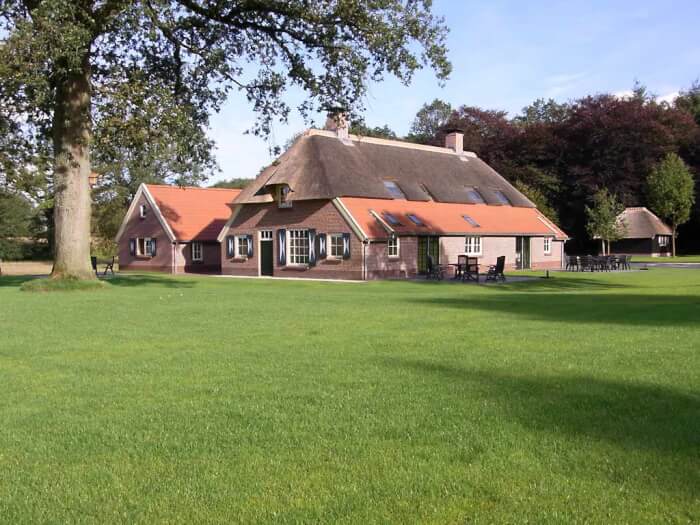 Vakantiehuis in Ommen (Overijssel) voor 19 personen met 8 slaapkamers, foto 1
