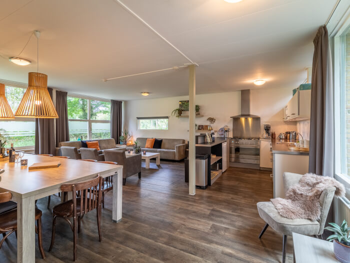 Vakantiehuis in Bakkeveen (Friesland) voor 16 personen met 8 slaapkamers, foto 1