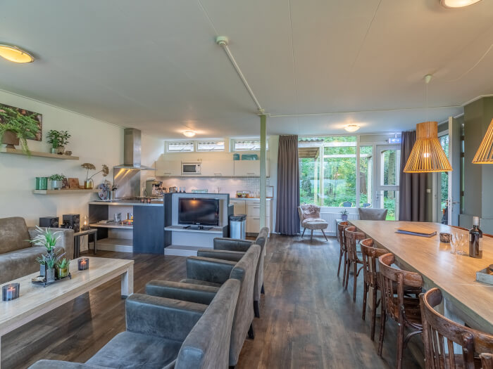 Vakantiehuis in Bakkeveen (Friesland) voor 16 personen met 8 slaapkamers, foto 3