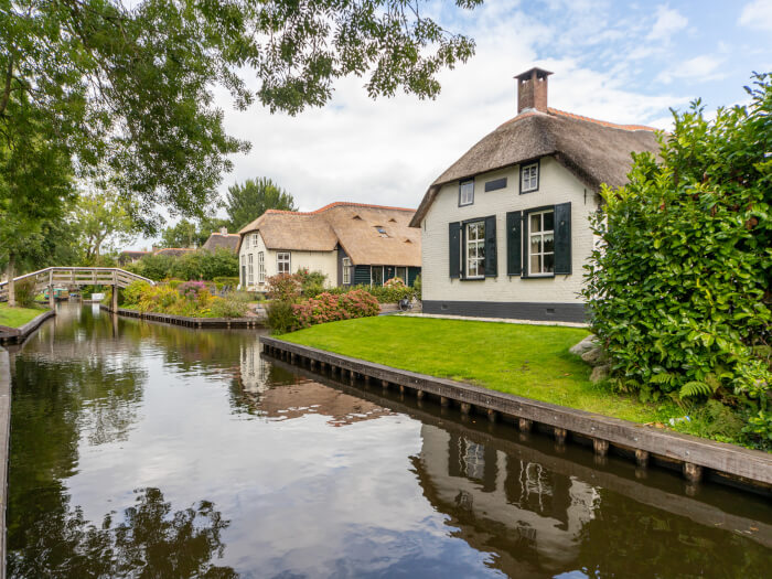Vakantiehuis in Giethoorn (Overijssel) voor 12 personen met 4 slaapkamers, foto 1