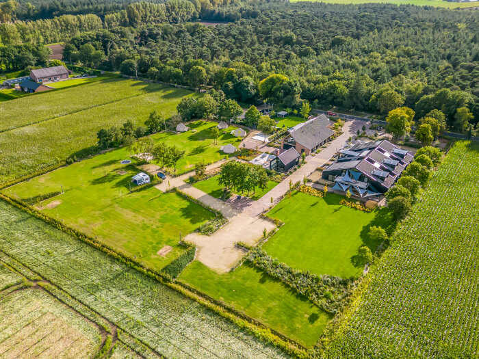 Vakantiehuis in Bergeijk (Noord-Brabant) voor 15 personen met 8 slaapkamers, foto 2