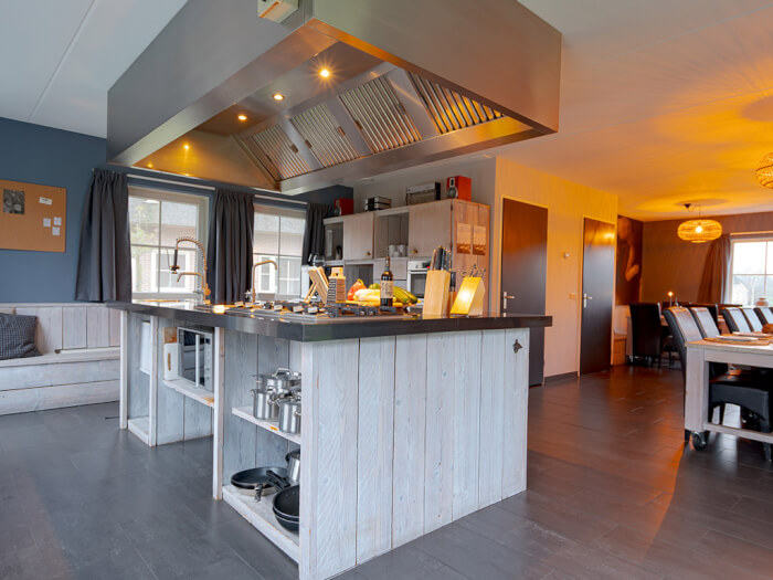 Vakantiehuis in Tiendeveen (Drenthe) voor 20 personen met 10 slaapkamers, foto 3