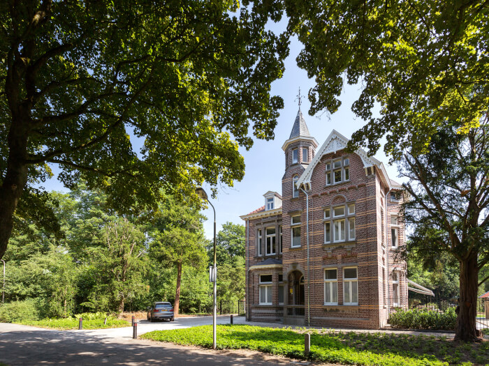 Vakantiehuis in Venray (Limburg) voor 24 personen met 11 slaapkamers, foto 1
