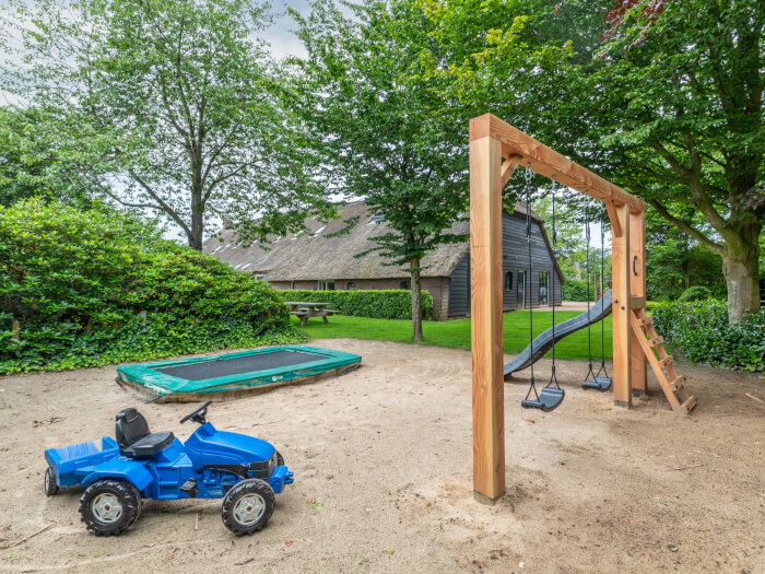 Vakantiehuis in Spier (Drenthe) voor 27 personen met 9 slaapkamers, foto 3