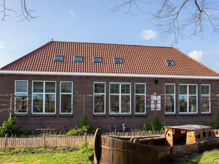 Vakantiehuis in De Veenhoop (Friesland) voor 10 personen met 2 slaapkamers, foto 1