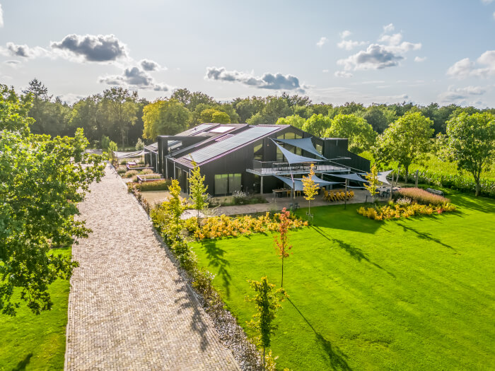 Vakantiehuis in Bergeijk (Noord-Brabant) voor 31 personen met 16 slaapkamers, foto 1
