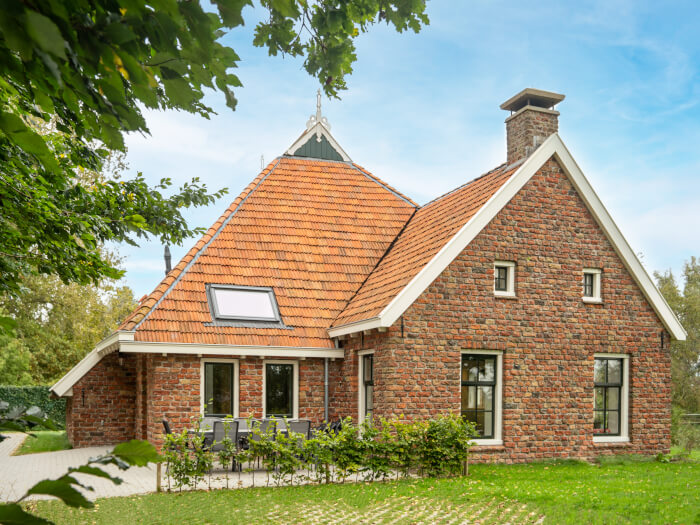 Vakantiehuis in Engwierum (Friesland) voor 12 personen met 6 slaapkamers, foto 1