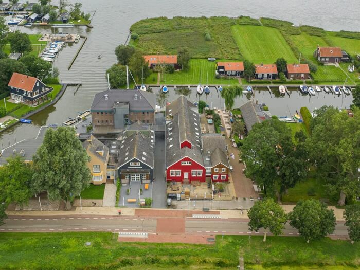 Vakantiehuis in Elahuizen (Friesland) voor 12 personen met 4 slaapkamers, foto 2