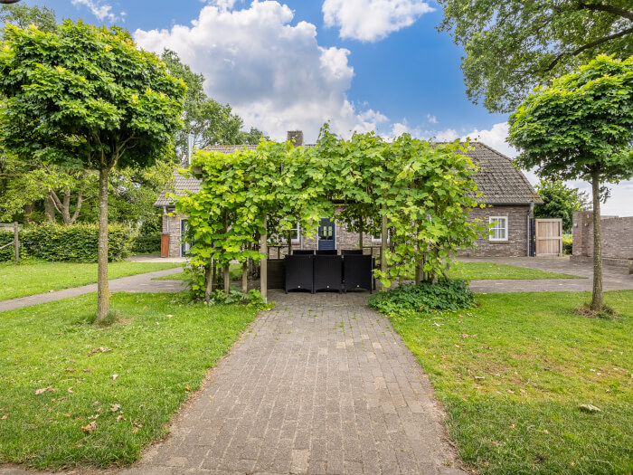 Vakantiehuis in Aarle-Rixtel (Noord-Brabant) voor 14 personen met 6 slaapkamers, foto 1