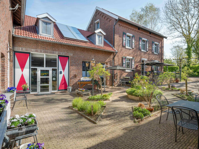 Vakantiehuis in Vijlen (Limburg) voor 12 personen met 6 slaapkamers, foto 1