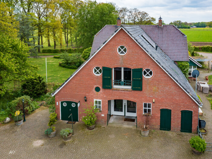 Vakantiehuis in Diepenheim (Gelderland) voor 16 personen met 5 slaapkamers, foto 1
