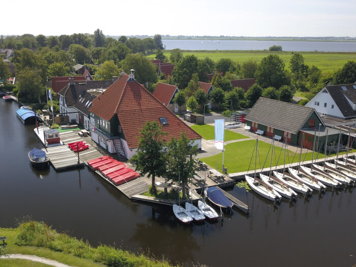 Vakantiehuis in Goingarijp (Friesland) voor 95 personen met 14 slaapkamers, foto 2