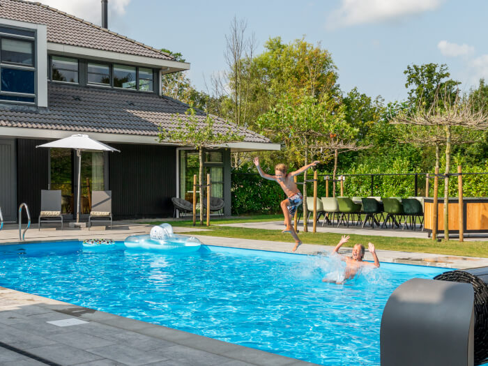 Vakantiehuis in Sondel (Friesland) voor 14 personen met 7 slaapkamers, foto 1