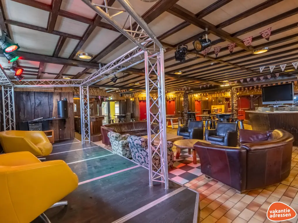 Vakantiehuis in Meijel (Limburg) voor 21 personen met 9 slaapkamers, foto 1