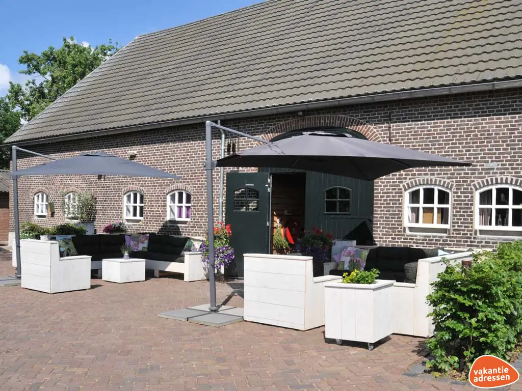 Vakantiehuis in Lierop (Noord-Brabant) voor 28 personen met 14 slaapkamers, foto 2