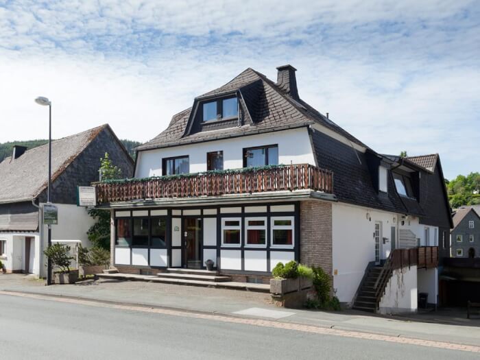 Vakantiehuis in Winterberg (Noordrijn-Westfalen) voor 16 personen met 8 slaapkamers, foto 1
