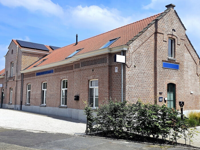 Vakantiehuis in Ertvelde (Zeeland) voor 21 personen met 10 slaapkamers, foto 1