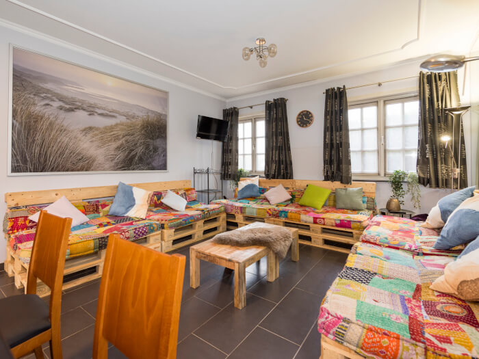 Vakantiehuis in Sas van Gent (Zeeland) voor 14 personen met 7 slaapkamers, foto 2