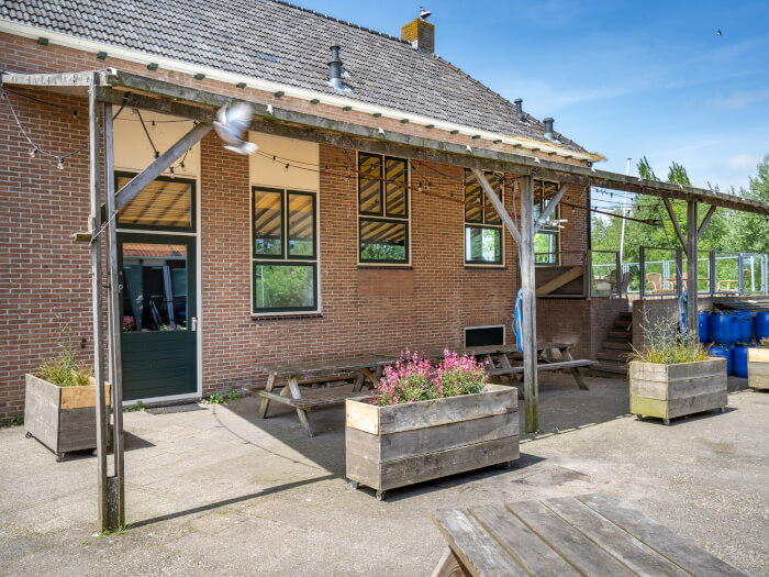Vakantiehuis in Idskenhuizen (Friesland) voor 14 personen met 2 slaapkamers, foto 1