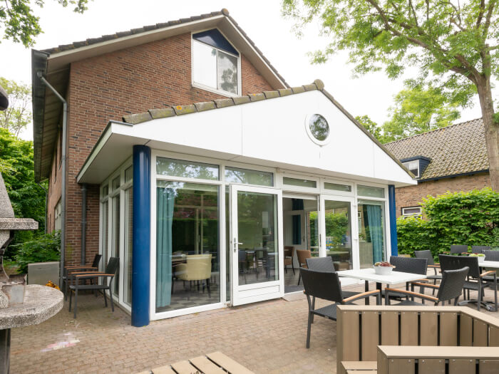 Vakantiehuis in Zoutelande (Zeeland) voor 18 personen met 13 slaapkamers, foto 1