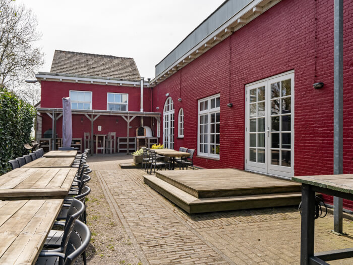 Vakantiehuis in Elahuizen (Friesland) voor 35 personen met 16 slaapkamers, foto 1