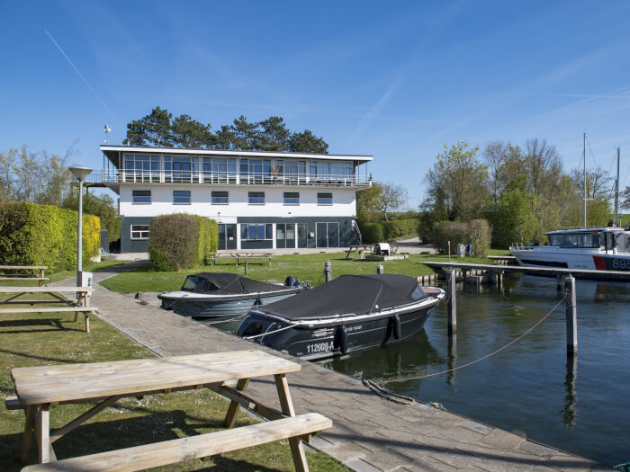 Vakantiehuis in Wolphaartsdijk (Zeeland) voor 48 personen met 12 slaapkamers, foto 2